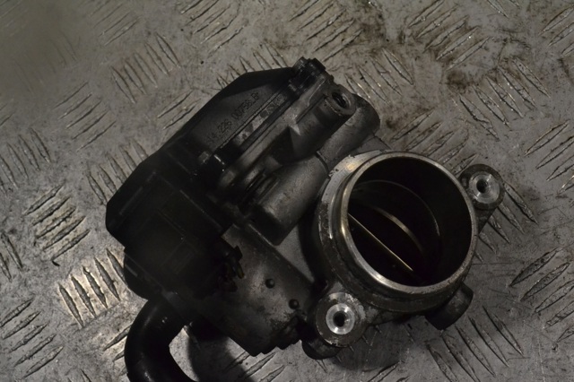 VAG 04L128059K Дроссельная заслонка в наличии Винница