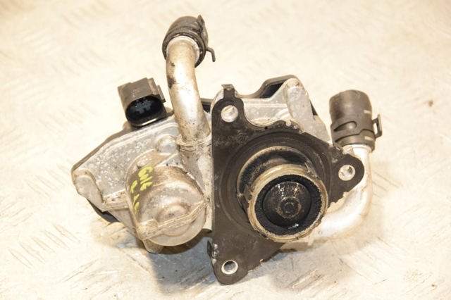 Клапан EGR, рециркуляции газов 04L131501N VAG