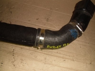 Шланг интеркуллера 04L145828G VAG