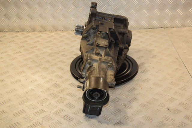 Раздаточная коробка 05273456AB CHRYSLER