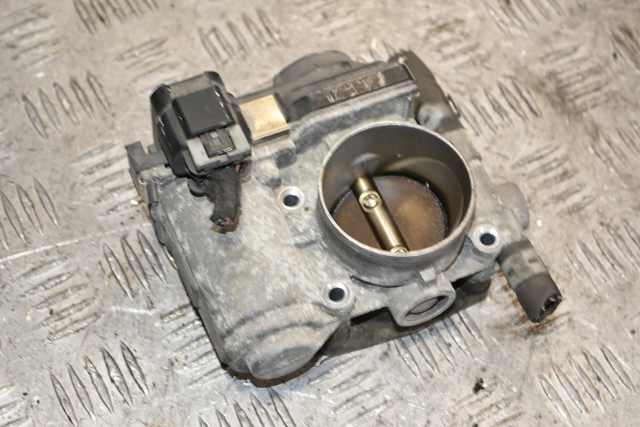 Дроссельная заслонка 055559227 OPEL