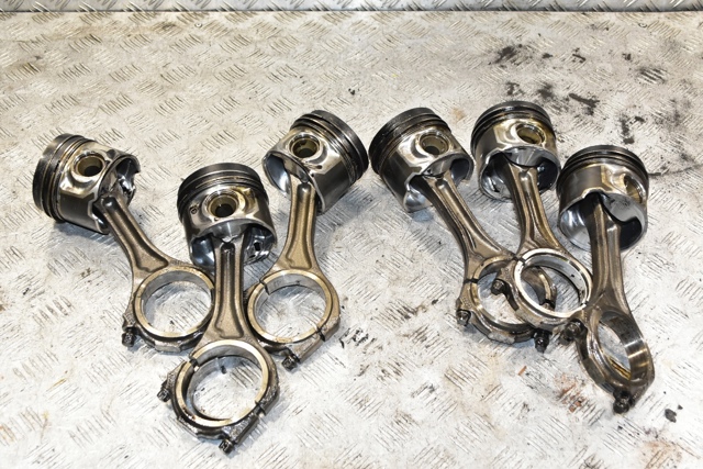 Поршня на 1 цилиндр, STD Audi A8 D3