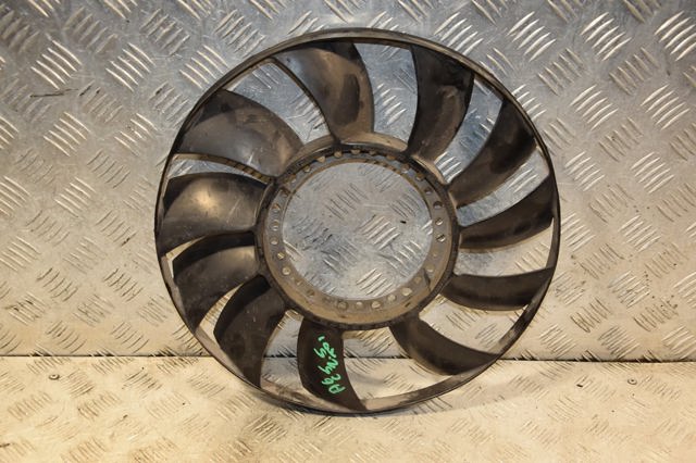 Вентилятор/крыльчатка радиатора охлаждения 059121301 VAG