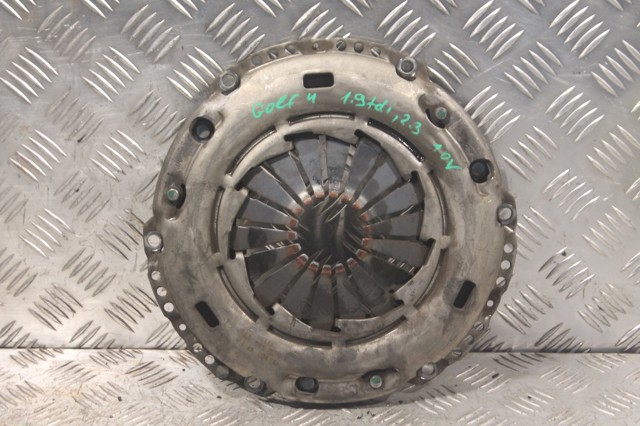 Корзина сцепления 06A141025K VAG