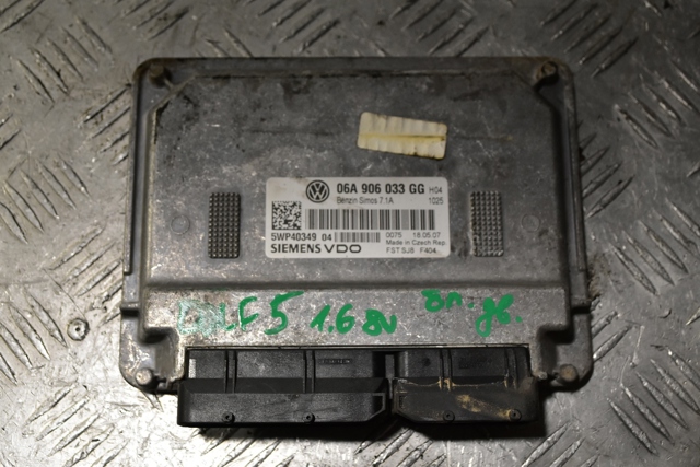Компьютер двигателя 06A906033GG VAG