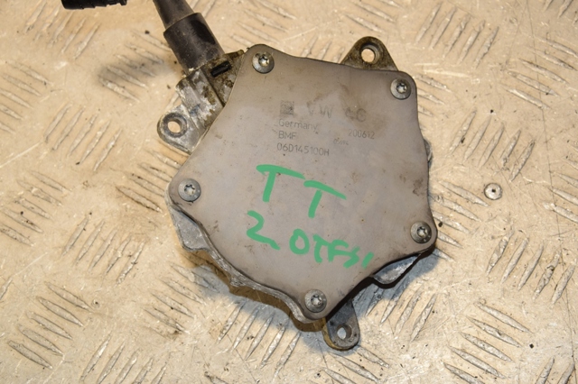 VAG 06D145100H Насос вакуумный в наличии Тернополь