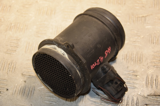 Датчик расхода воздуха Ауди А8 D3