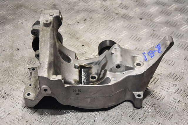 Кронштейн компрессора кондиционера 11167802639 BMW