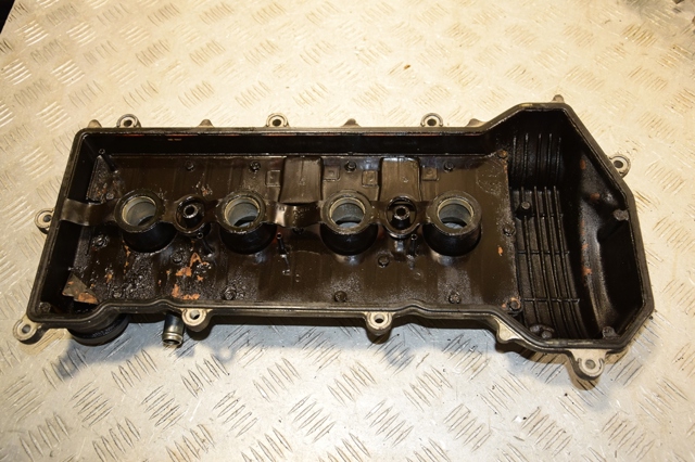 112010D020 TOYOTA Крышка клапанная купить в Ровно