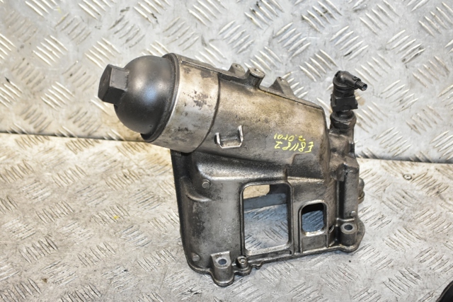 Корпус масляного фильтра 11427797392 BMW