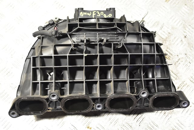 Впускной коллектор 11617588126 BMW