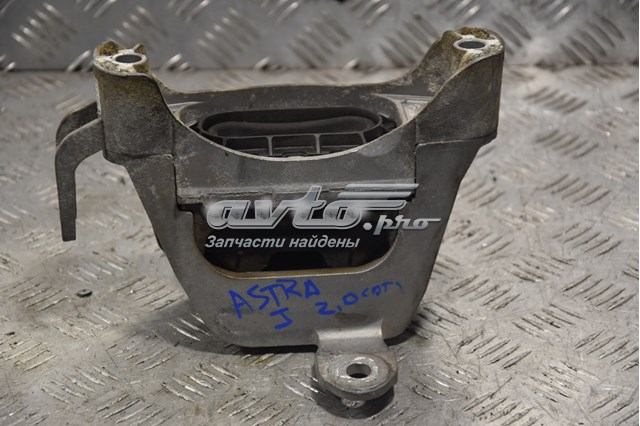 Подушка (опора) двигателя, передняя 13248479 OPEL