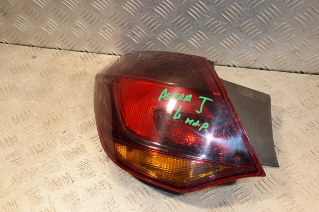 Стоп задний 13319949 OPEL