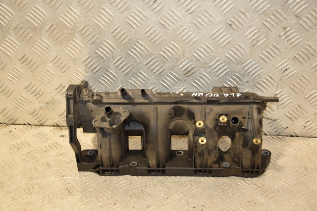 Впускной коллектор 140032069R RENAULT