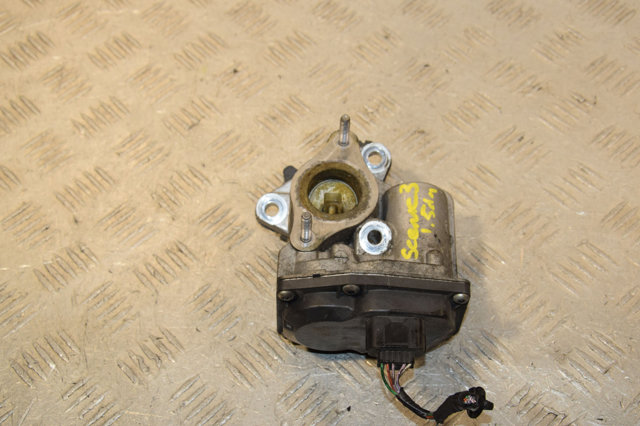 Байпасный клапан EGR, рециркуляции газов 147103371R RENAULT