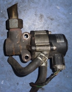 Клапан рециркуляции отработавших газов EGR 147105M001 NISSAN