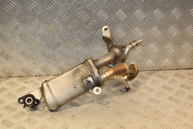 Радиатор системы EGR 147350364R RENAULT