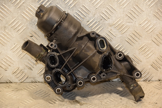 RENAULT 152085948R Корпус масляного фильтра в наличии Днепр