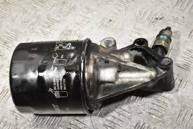 1560927010 TOYOTA Корпус масляного фильтра купить в Ужгород