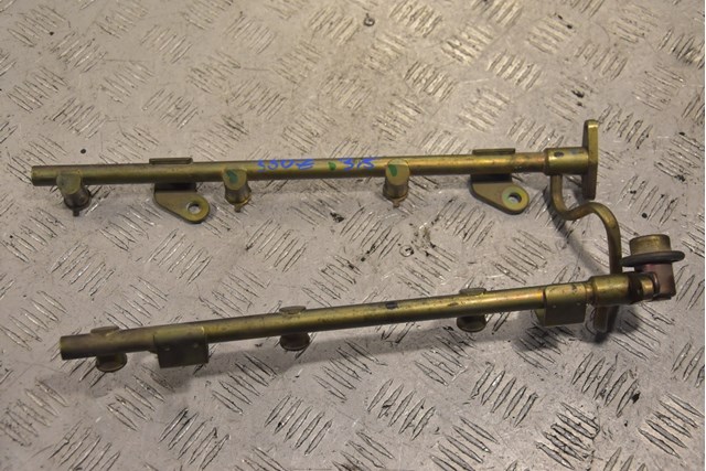 Топливная рампа 175218J101 NISSAN