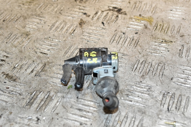 Клапан соленоид регулирования заслонки EGR 1J0906283A VAG