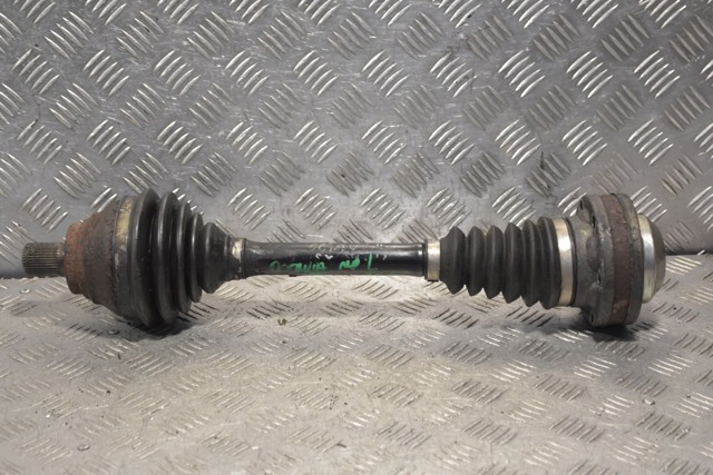 1K0407271BJ Левая полуось купить Одесса