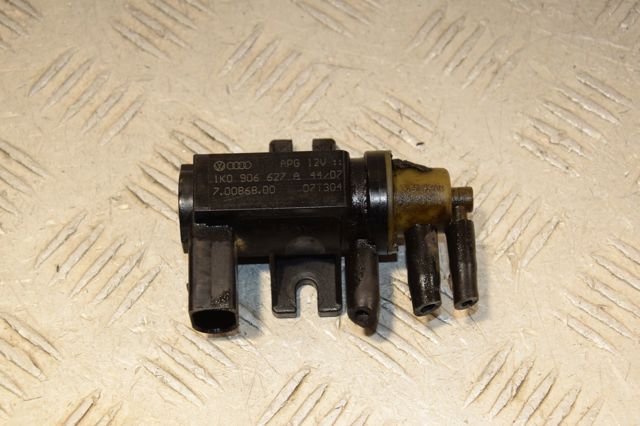 Клапан соленоид регулирования заслонки EGR 1K0906627A VAG