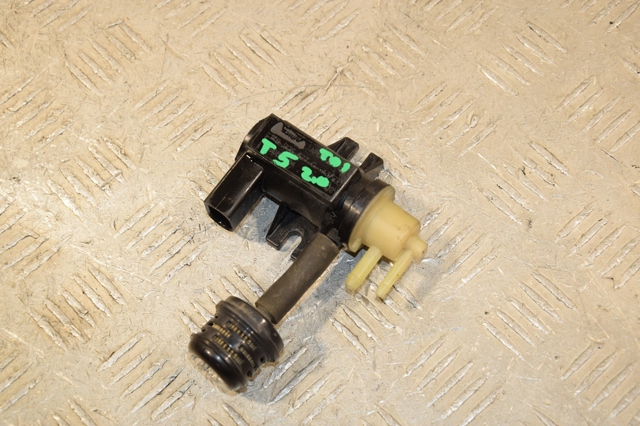 Клапан соленоид регулирования заслонки EGR 1K0906627G VAG
