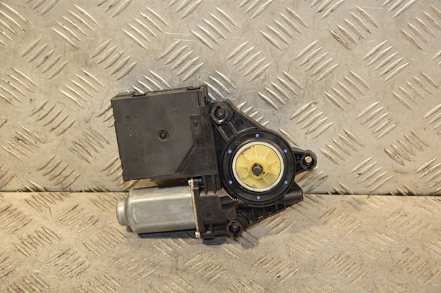 VAG 1T0959701AA в наличии Каменское