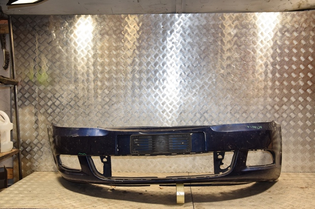 Бампер передний 1Z0807221M VAG