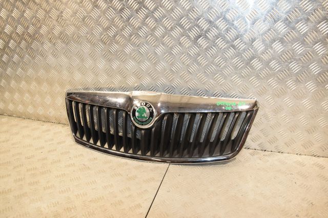 Решетка радиатора 1Z0853651C VAG