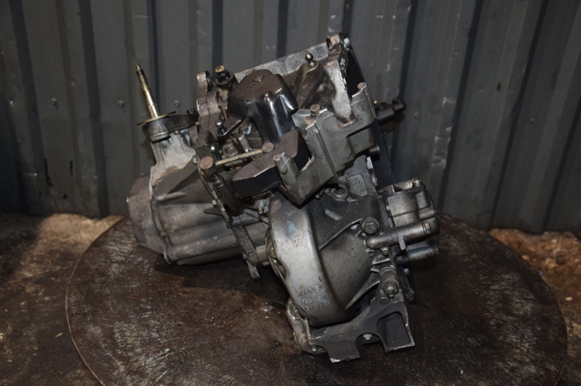 PEUGEOT 20DM62 КПП в наличии Черновцы