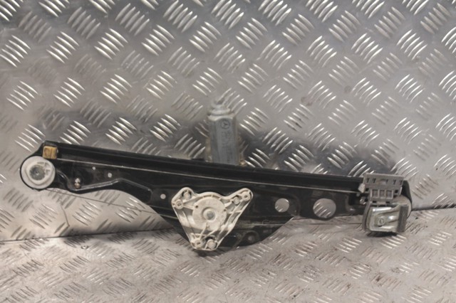 2118202442 MERCEDES Мотор стеклоподъемника двери задней правой купить в Ужгород