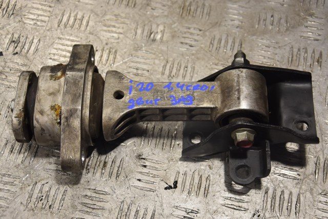 Подушка (опора) двигателя, нижняя 219501J000 HYUNDAI