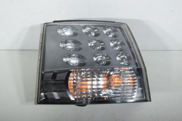 Задняя левая фара 22087813 MITSUBISHI