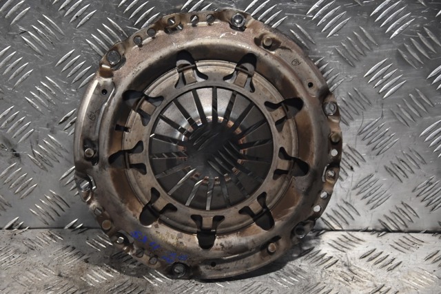 Нажимной диск сцепления 2210069K01 SUZUKI