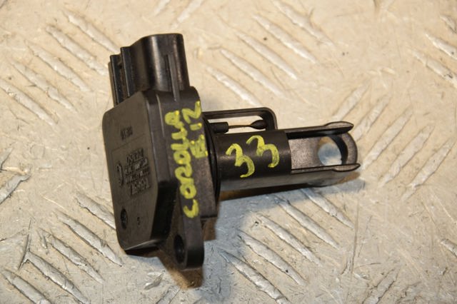 MAF датчик 2220422010 TOYOTA