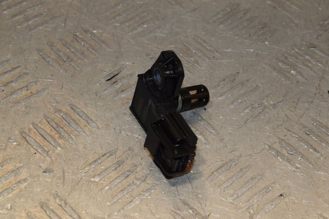 Датчик давления во впускном коллекторе 223653584R RENAULT