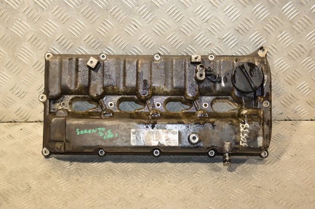 Крышка клапанная 224104A010 HYUNDAI