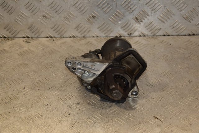 233000557R RENAULT Стартер купить в Днепр