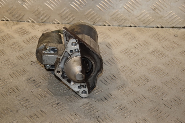 RENAULT 233006780R Стартер в наличии Тернополь