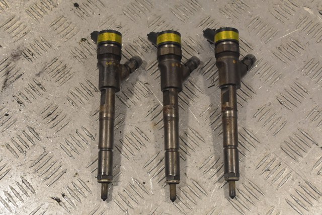 Форсунка инжектора 236700N020 TOYOTA
