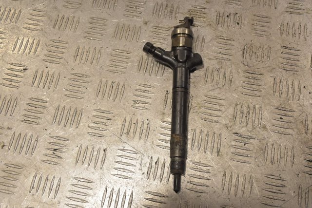 Форсунка впрыска топлива 236700R050 TOYOTA
