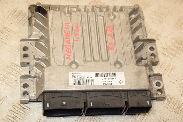 Мозги двигателя 237101478R RENAULT