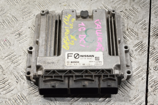 Электронный блок управления двигателем 23710BB58C NISSAN