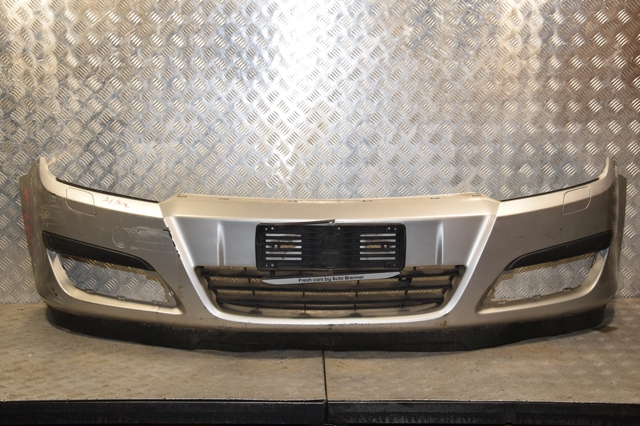 Бампер передний 24460258 OPEL