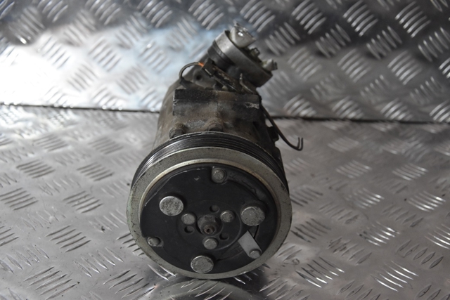 OPEL 24461719 Компрессор кондиционера в наличии Чернигов