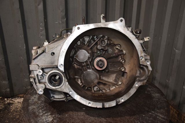 Механическая коробка передач 2500A294 MITSUBISHI
