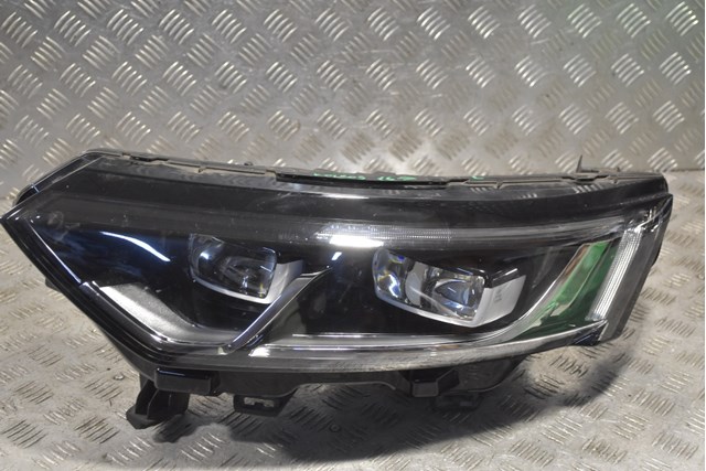 Вставка фары левой 260600731R RENAULT