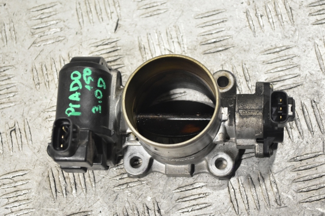 Блок дроссельной заслонки 2610030080 TOYOTA